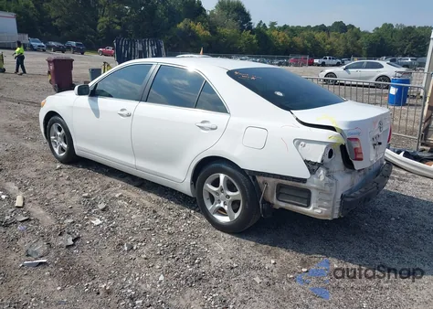 2007 Toyota Camry Le z USA, uszkodzony, nr VIN JTNBE46K973056324